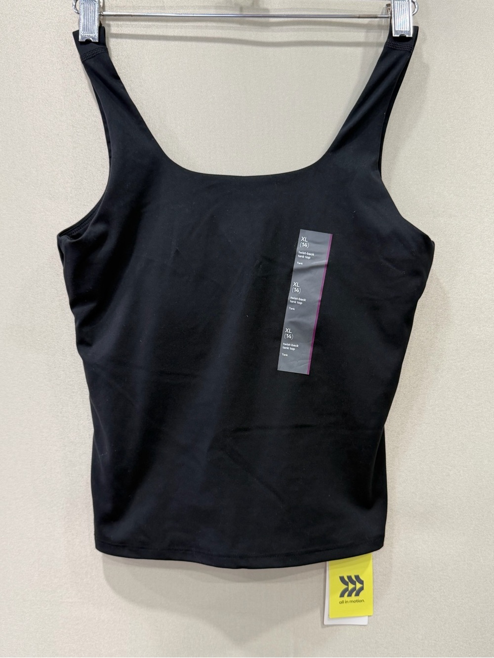 All in Motion Women’s Twist-Back Tank Top Black XL 14 Activewear